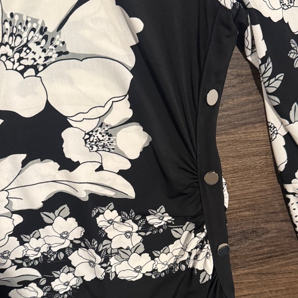 Black, Gray, and White Floral 3/4 Sleeve Dress Medium Square Neck - Picture 3 of 3